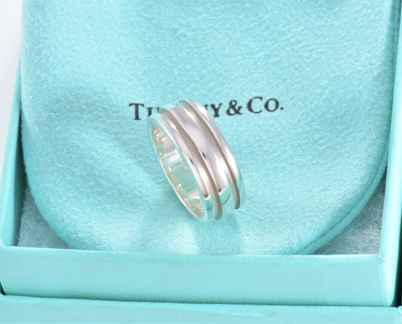 Vintage Tiffany & Co Silver 9mm Wide Atlas Groove Ring Size 6 in Pouch Rare