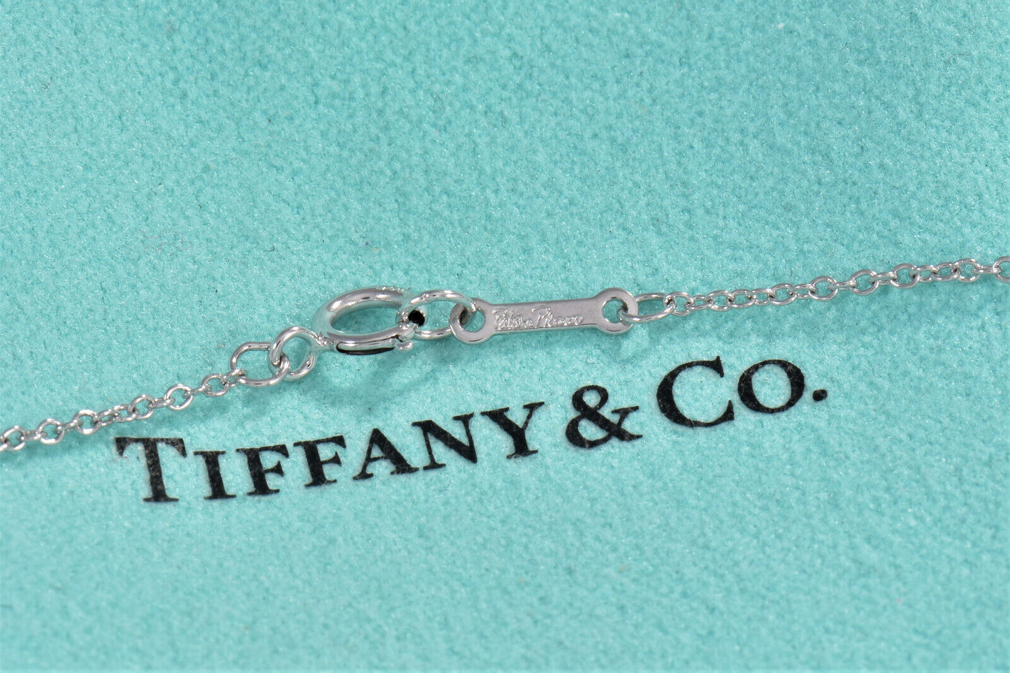 Tiffany & Co Diamond 18K White Gold Picasso Infinity Loving Heart 17" Necklace