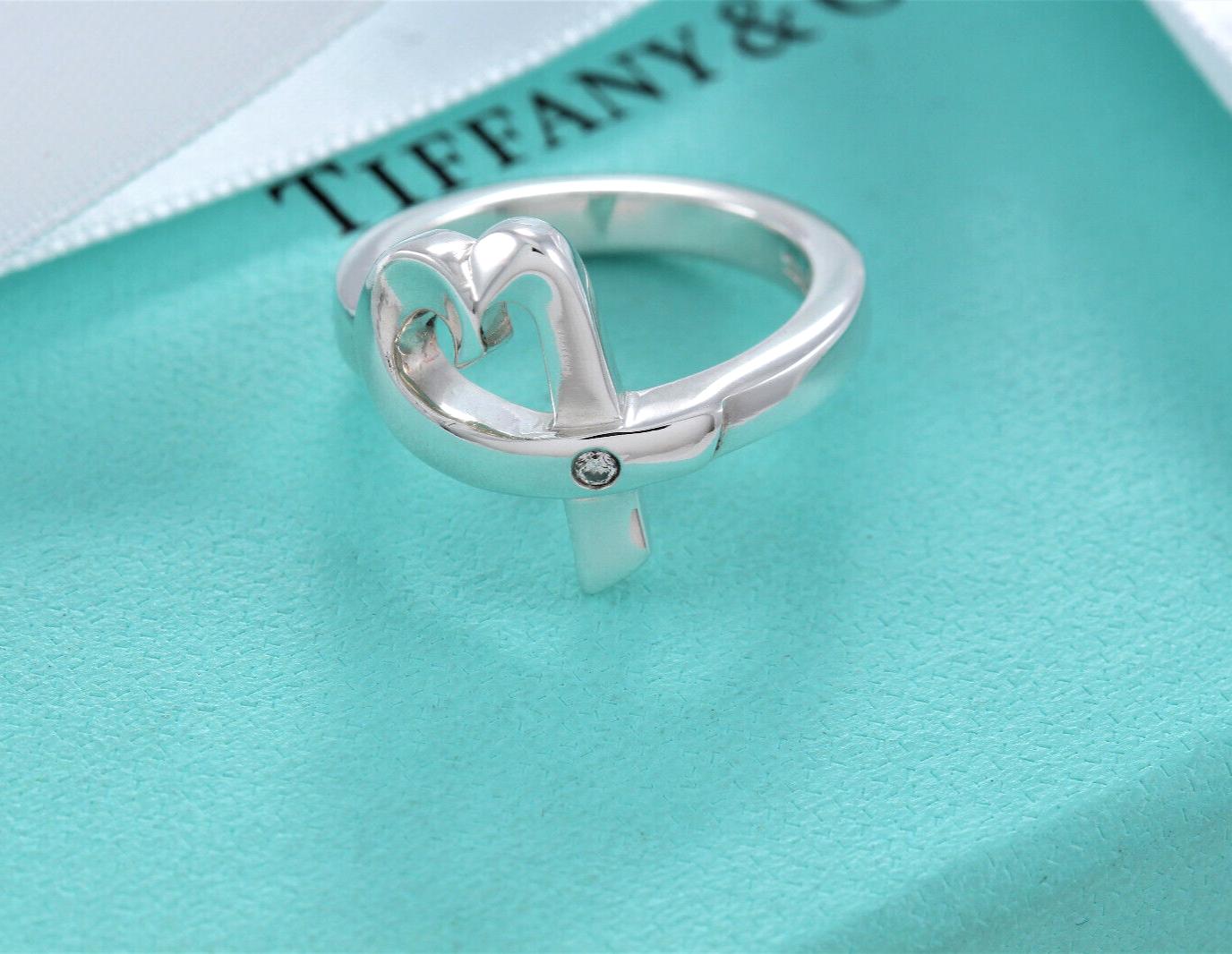 Size 5.5 Tiffany & Co Diamond Silver Paloma Picasso Loving Heart Ring Box Pouch