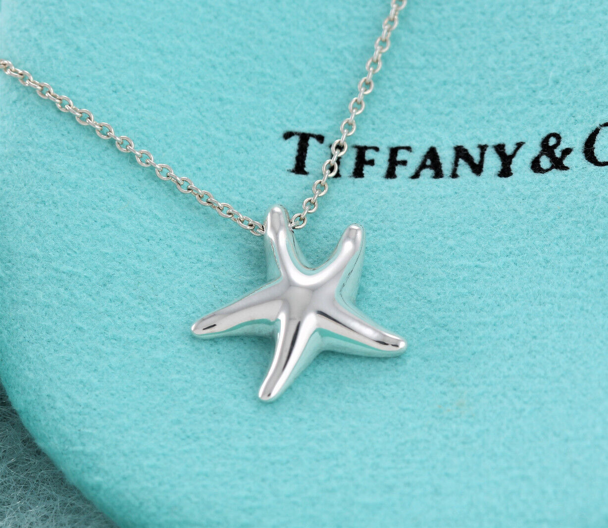 Tiffany & Co Silver Elsa Peretti Medium Starfish Pendant 16.25" Necklace & Pouch