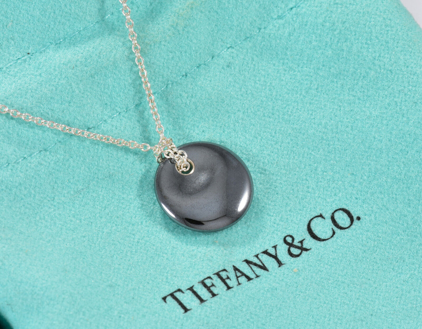 Tiffany & Co Silver Elsa Peretti Hematite Round Disk Pendant Necklace Box Pouch