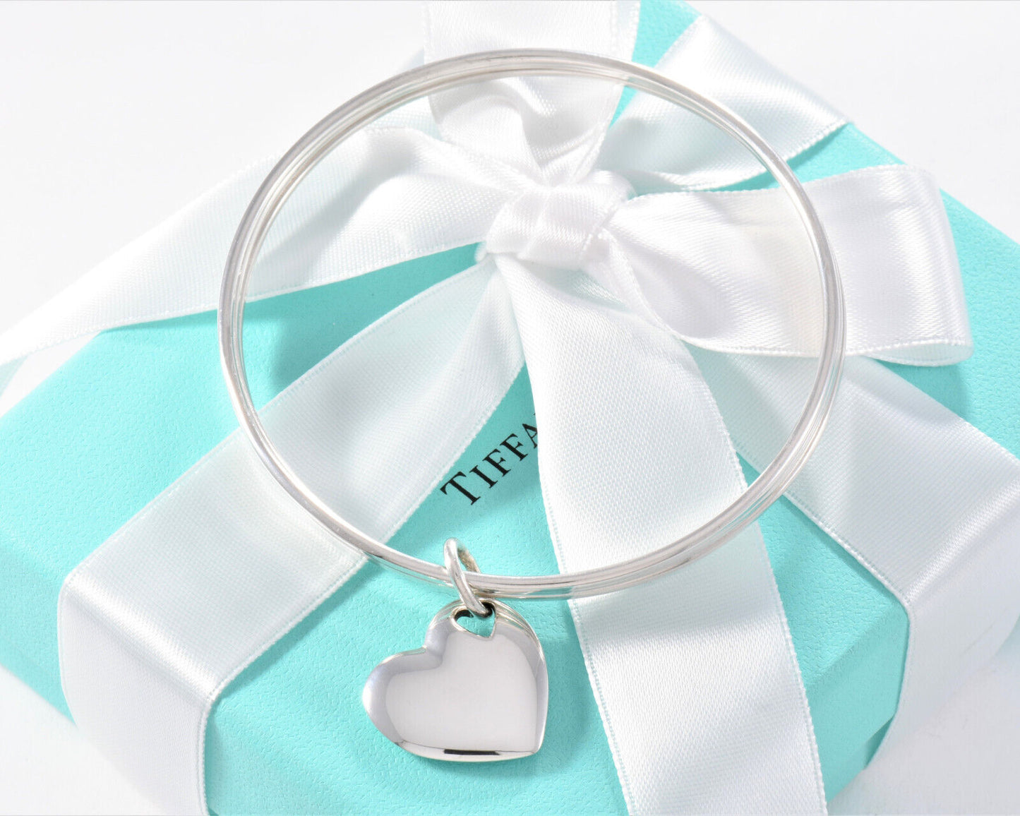 7.75" Boxed Tiffany & Co Silver Heart Stencil Charm Bracelet Wire Bangle Large