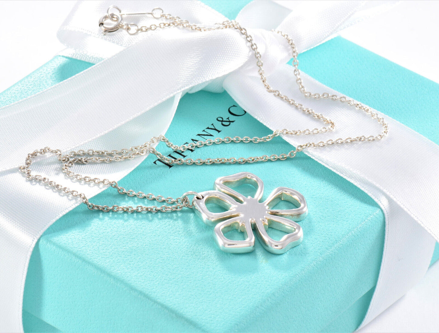 Tiffany & Co Silver Hibiscus Flower Pendant Necklace 16.25" in Box Pouch Ribbon