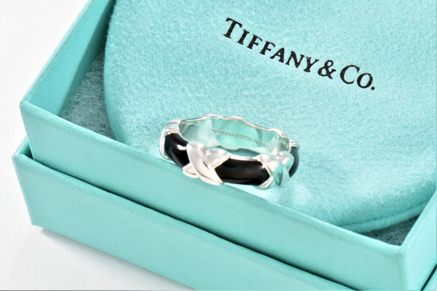 Size 5 Tiffany & Co Silver Black Enamel Signature X Stack 6mm Band Ring in Pouch