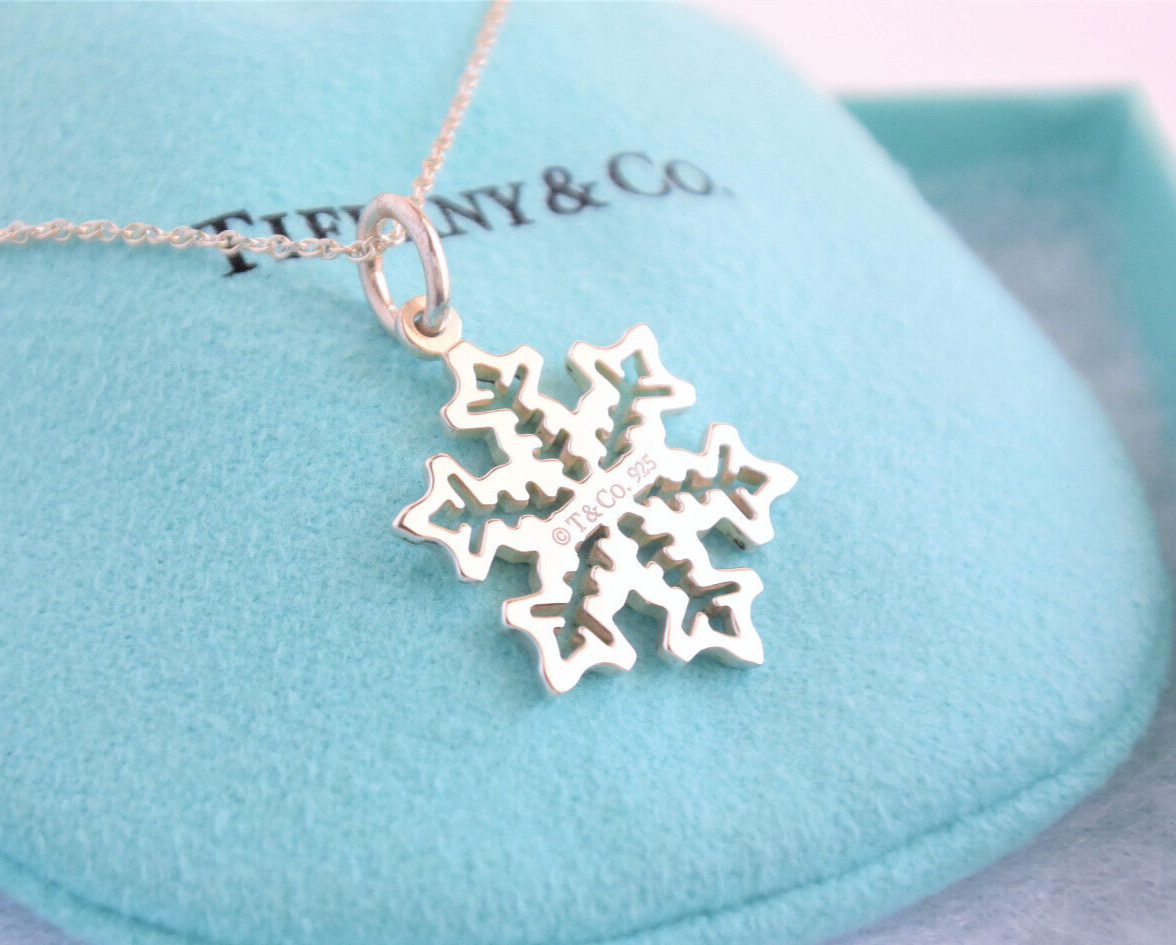 Tiffany & Co Sterling Silver Snowflake Pendant 16.25" Necklace in Box Pouch Rare