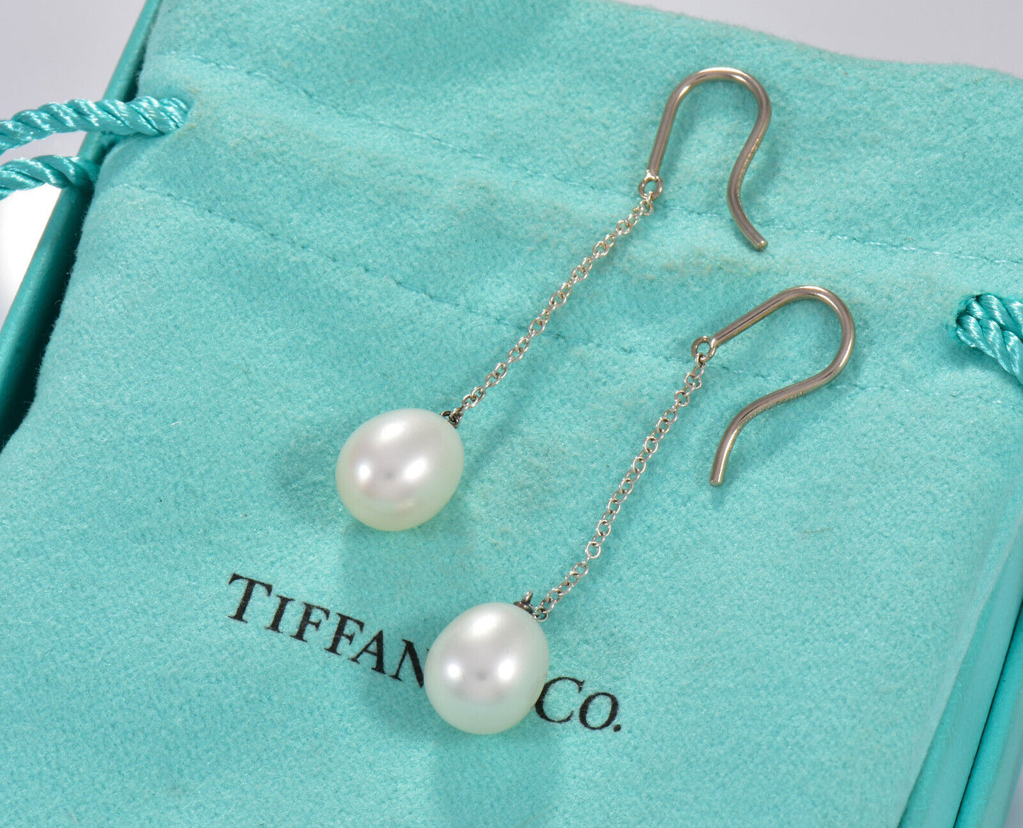 Tiffany & Co Silver Elsa Peretti Pearls By Yard Chain Earrings Box Pouch Ribbon