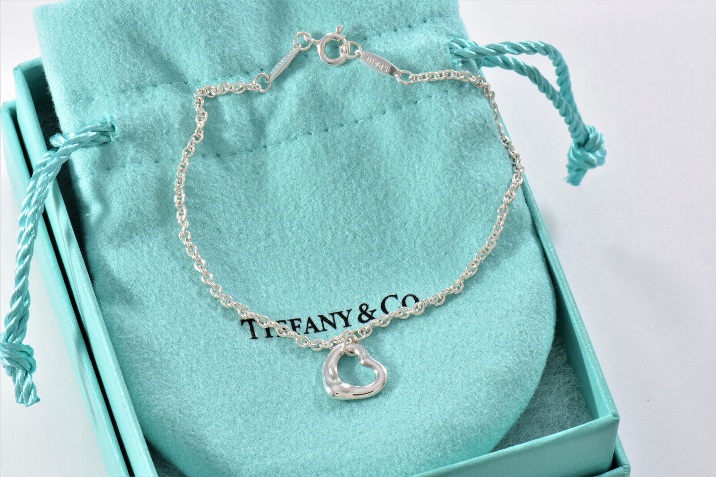 Tiffany & Co Sterling Silver Elsa Peretti Mini Open Heart 7.25" Bracelet & Pouch