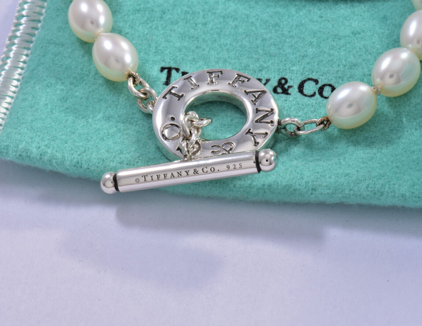 8" Tiffany & Co Sterling Silver 8mm Pearl Bead Toggle Charm Bracelet & Box Pouch