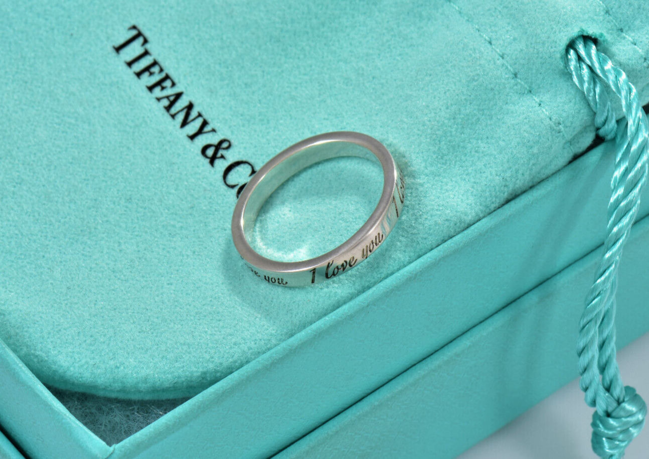 Size 7 Tiffany & Co Sterling Silver I Love You Notes Narrow Band Ring in Pouch