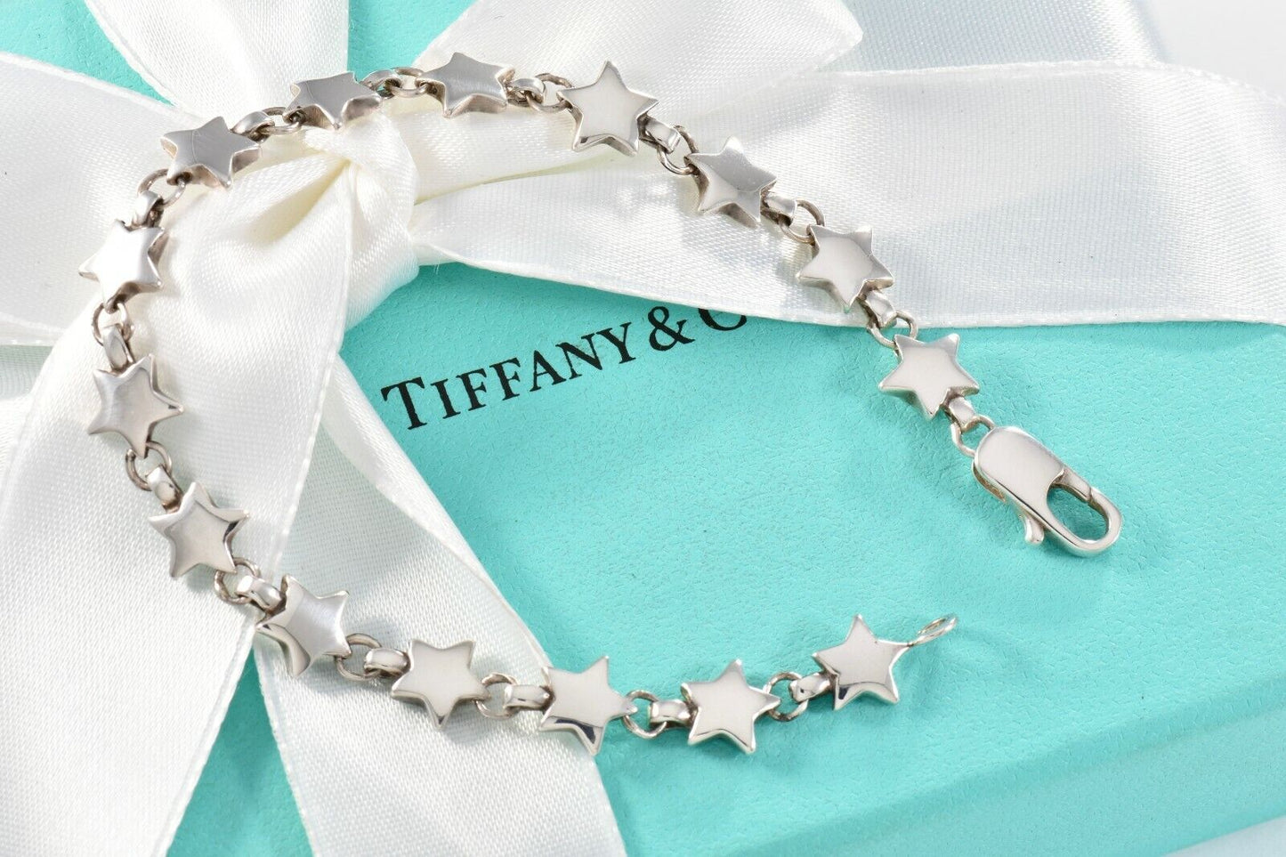 Vintage Tiffany & Co Sterling Silver Star Chain Link Bracelet with Pouch Rare