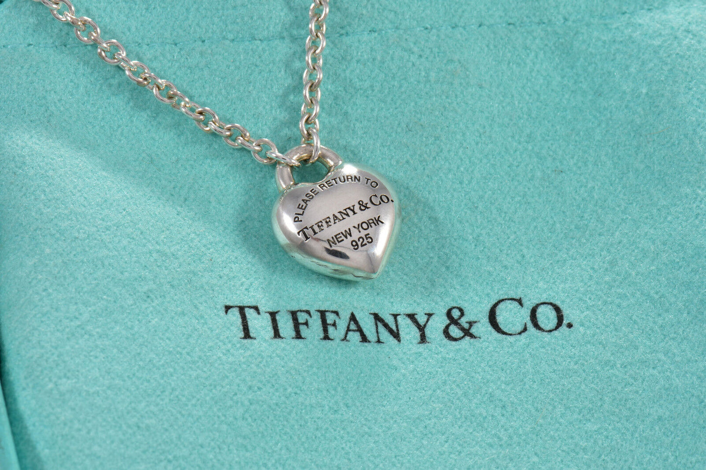 Please Return Tiffany & Co Silver Full Heart Pendant Necklace Puff Lock in Box