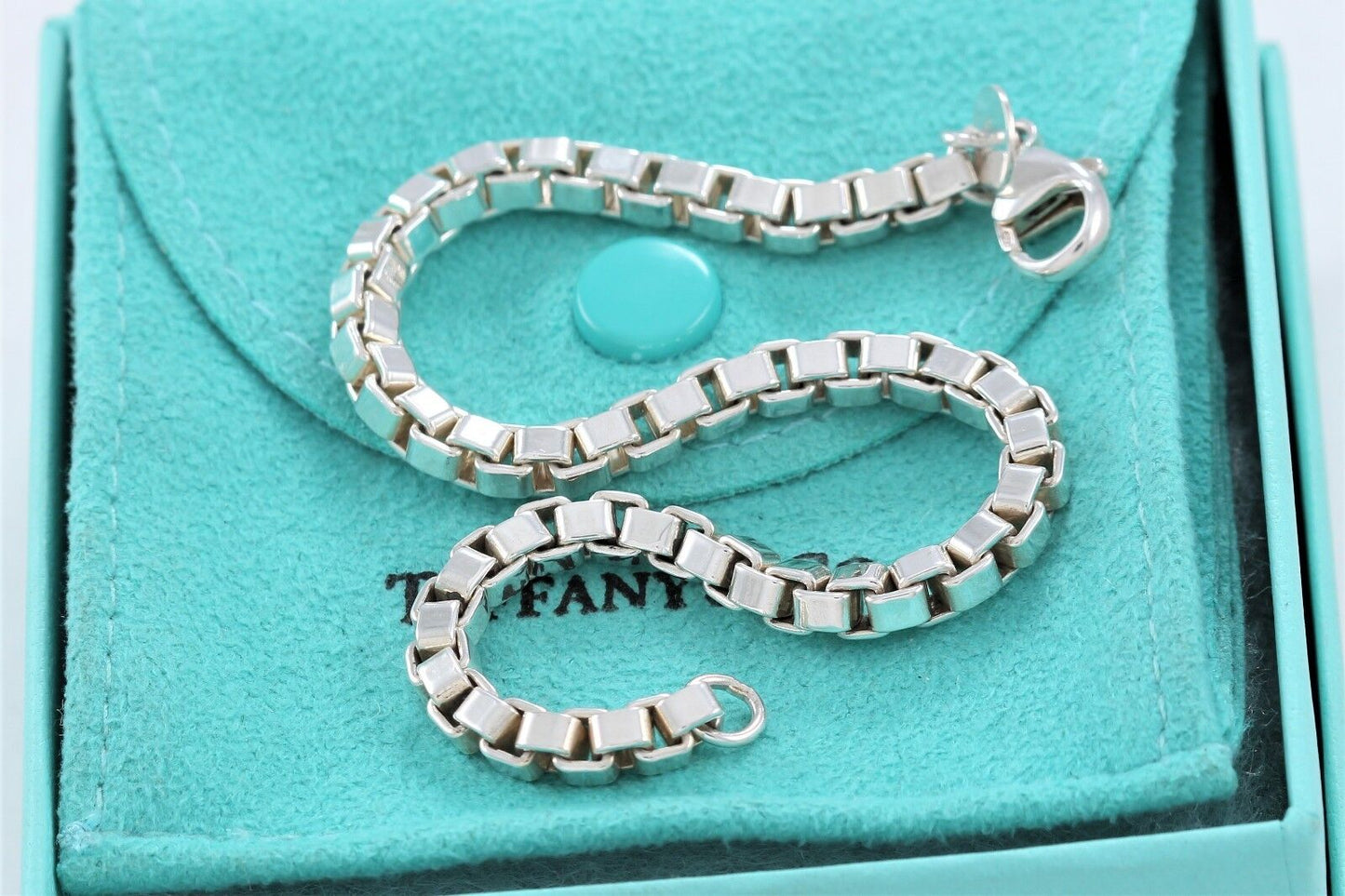 Tiffany & Co Sterling Silver Classic Venetian Link Bracelet 7.75" Chain in Pouch