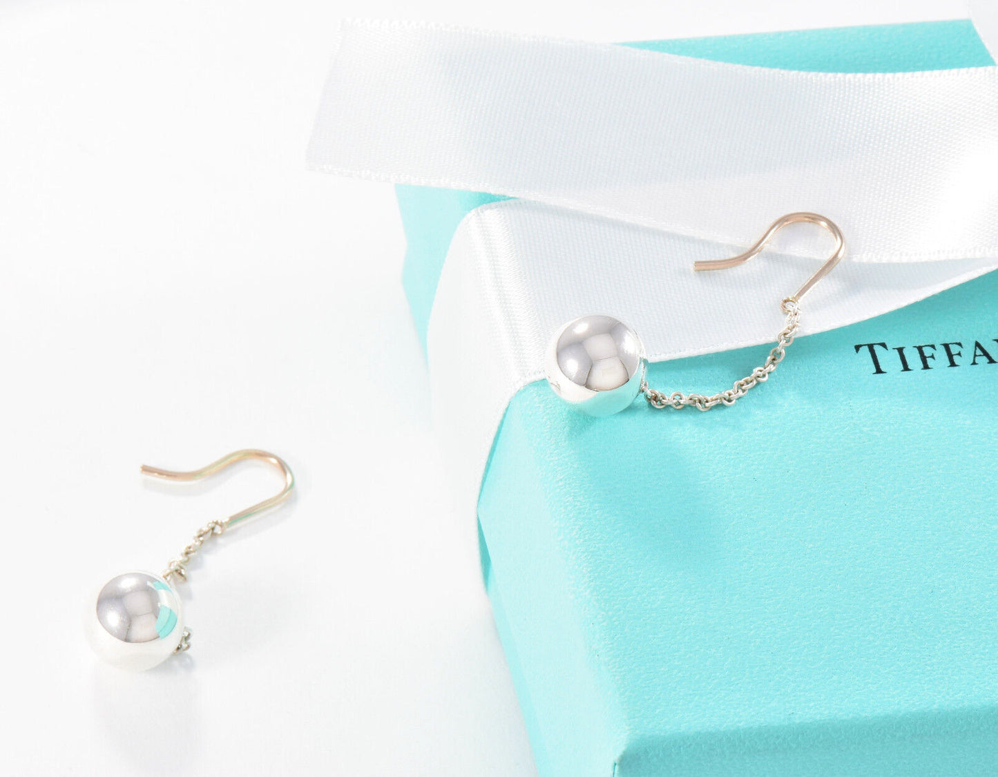 Tiffany & Co Sterling Silver 10mm HardWear Bead Drop Hook Earrings in Box Pouch