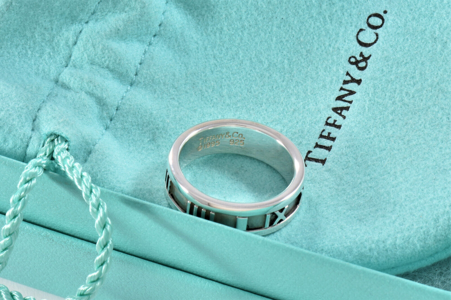 Size 6 Vintage Tiffany & Co Silver 6mm Atlas Roman Numerals Band Ring in Pouch