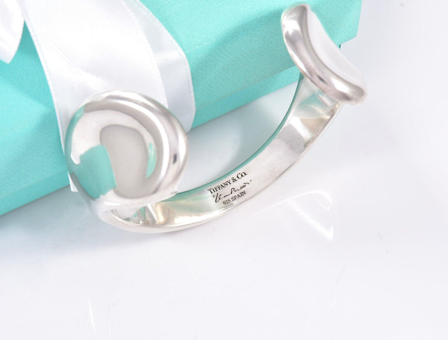 Tiffany & Co Silver Elsa Peretti Thumbprint Cuff Bracelet in Box Pouch Love Bone