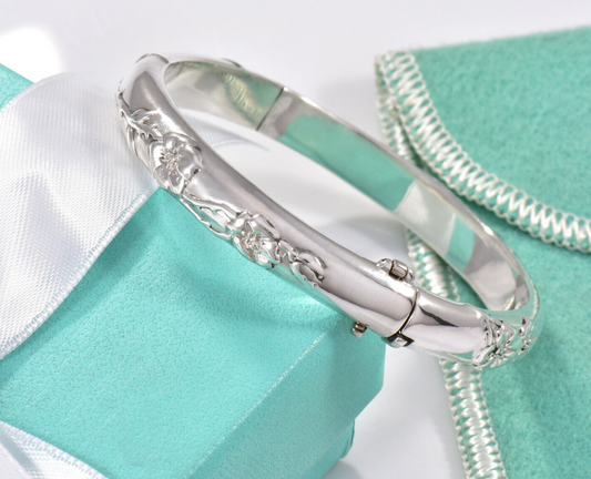 Tiffany & Co Silver Rose Flower Bangle Hinged Bracelet in Box Pouch Ribbon Rare