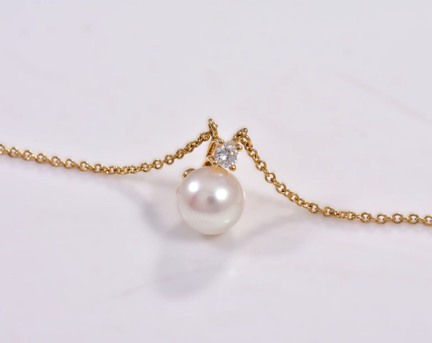 Vintage Tiffany & Co Diamond Signature Pearl 18K Yellow Gold Solitaire Necklace