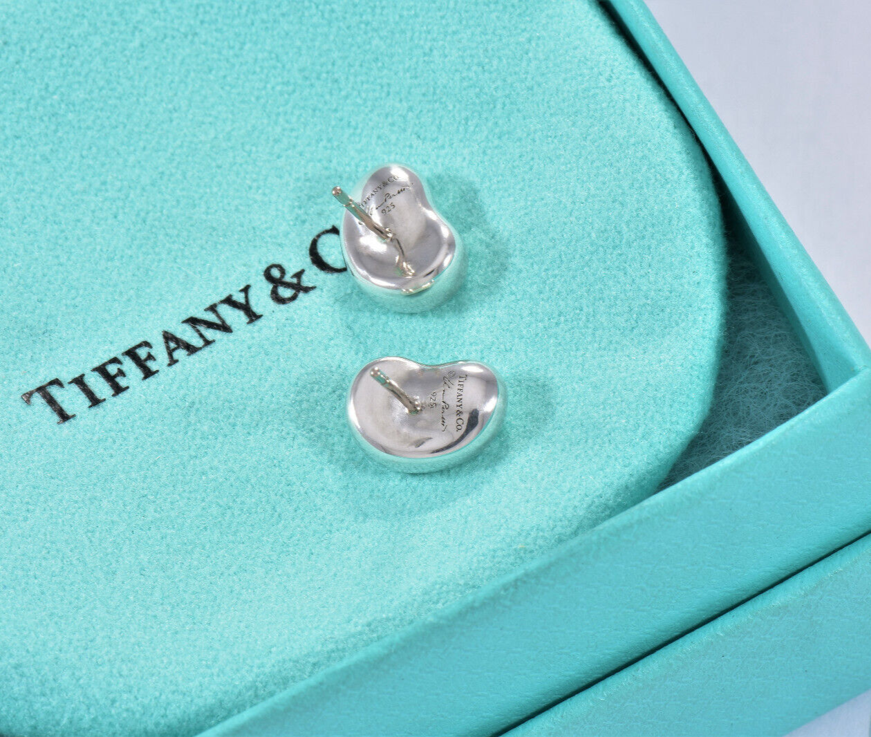 Tiffany & Co Sterling Silver Elsa Peretti Large 12mm Bean Earrings & Pouch Rare