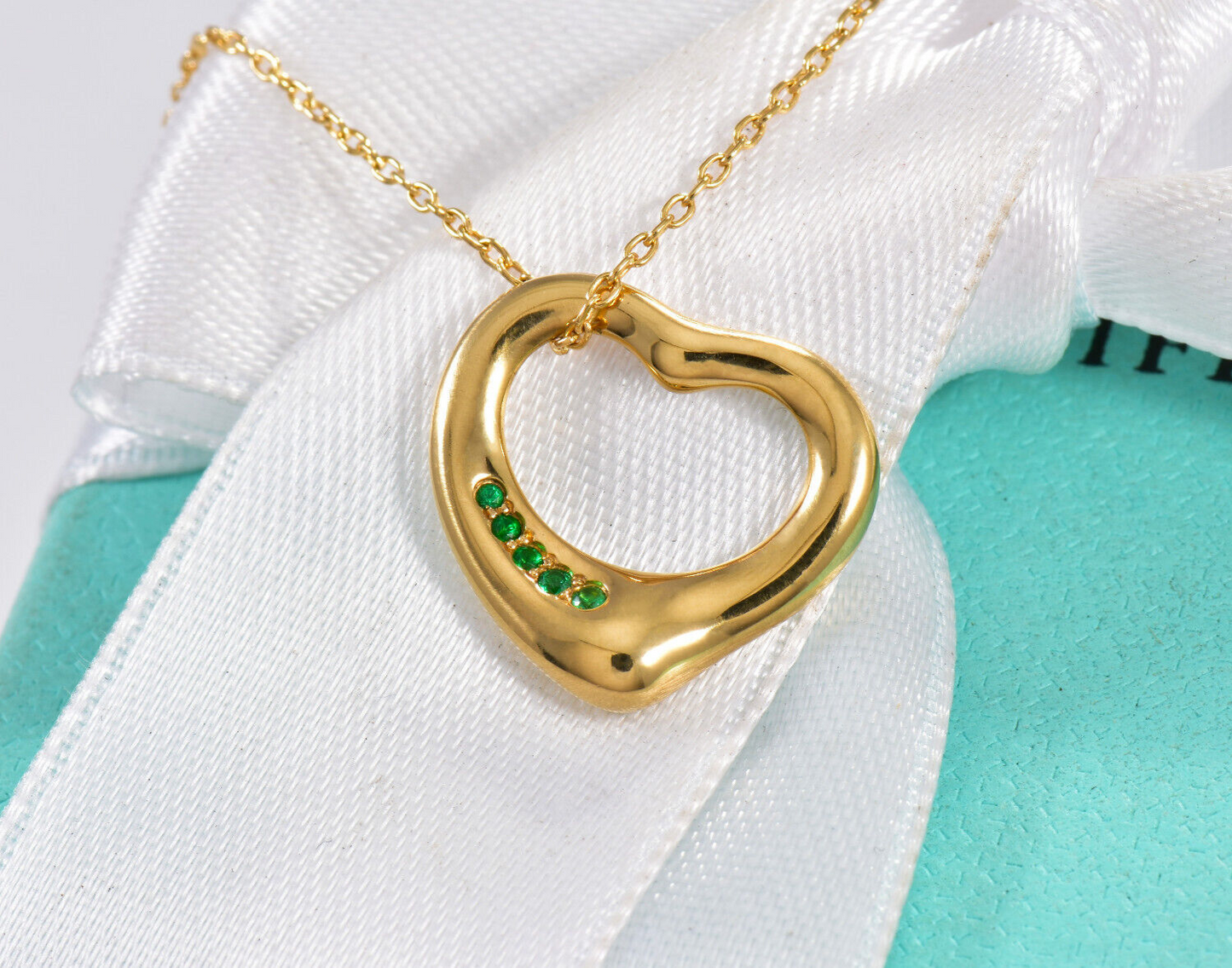 Tiffany & Co Emerald 18K Gold Elsa Peretti Open Heart Pendant 19.25" Necklace