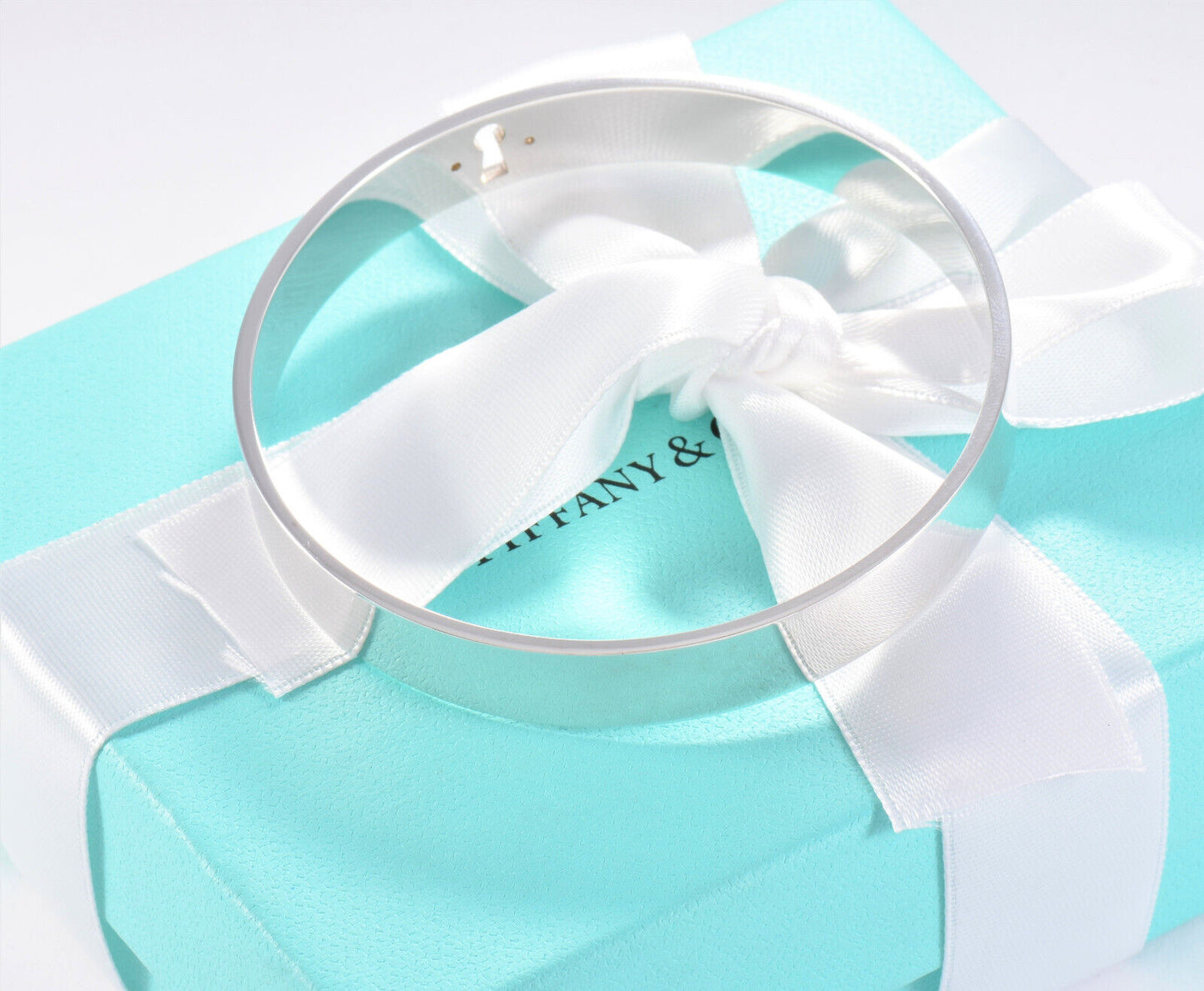 Tiffany & Co Diamond Silver Keyhole Lock Bangle Bracelet & Box Pouch Ribbon Rare