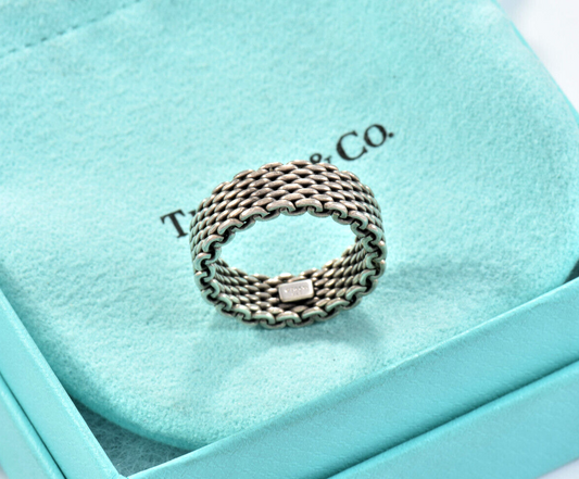 Size 4 Tiffany & Co Sterling Silver Somerset Mesh Firm Ring in Pouch Lovely Rare