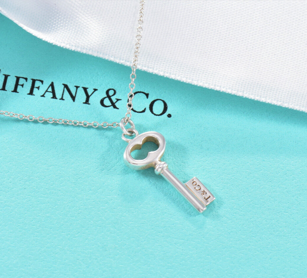 Tiffany & Co Silver Mini 20mm Oval Key Pendant 16.25" Chain Necklace in Pouch