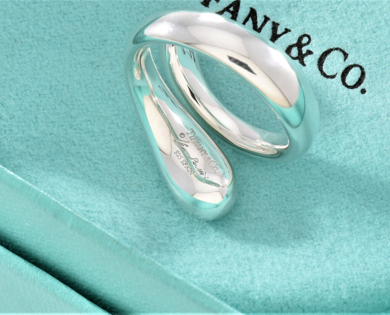 Size 5 Tiffany & Co Sterling Silver Elsa Peretti Teardrop Ring in Pouch Lovely