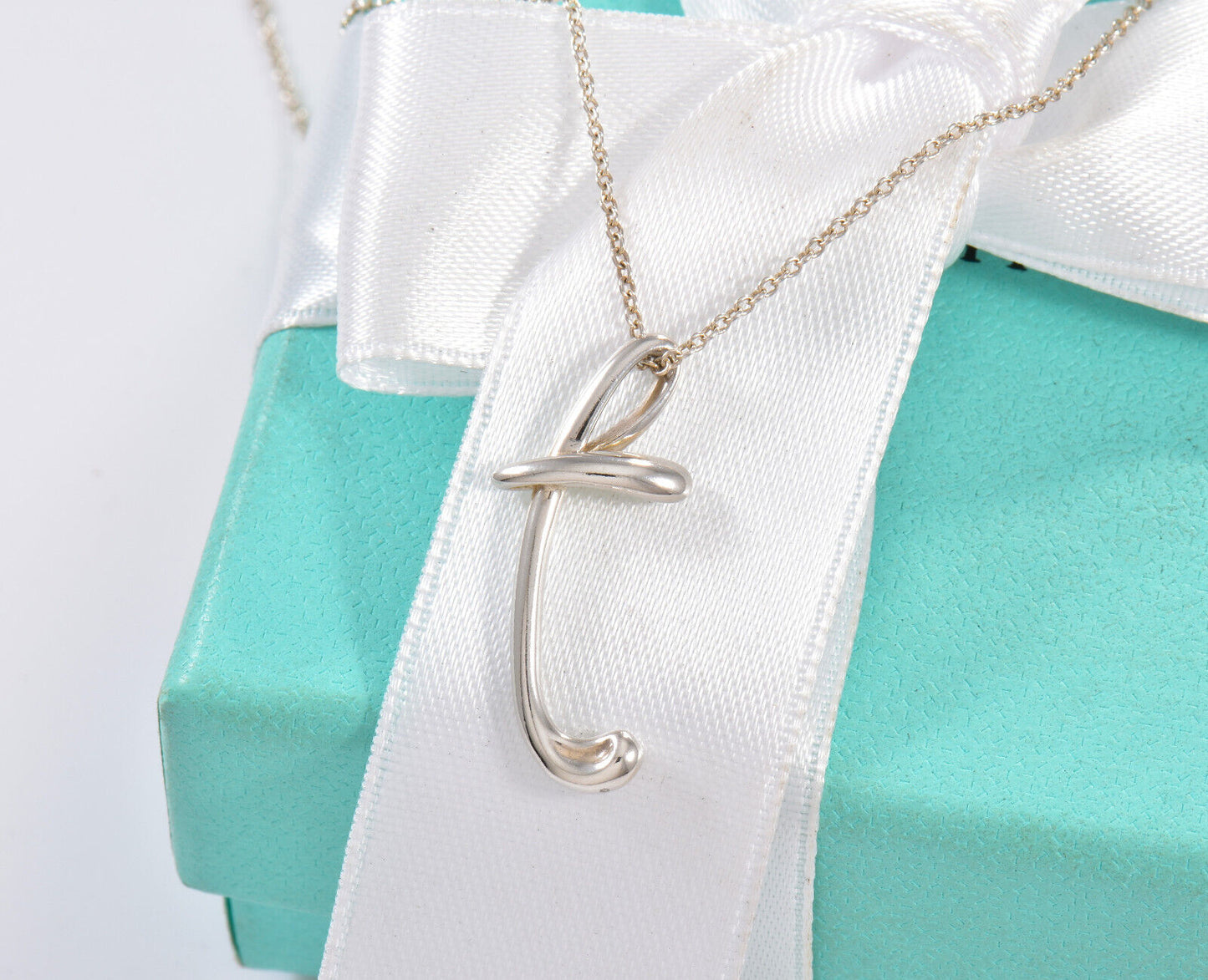 Tiffany & Co Silver Elsa Peretti Alphabet Letter T Necklace in Box Pouch Lovely