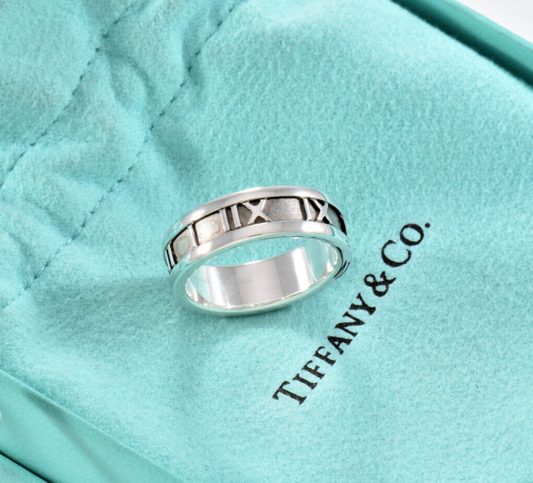 Size 6 Vintage Tiffany & Co Silver 6mm Atlas Roman Numerals Band Ring in Pouch