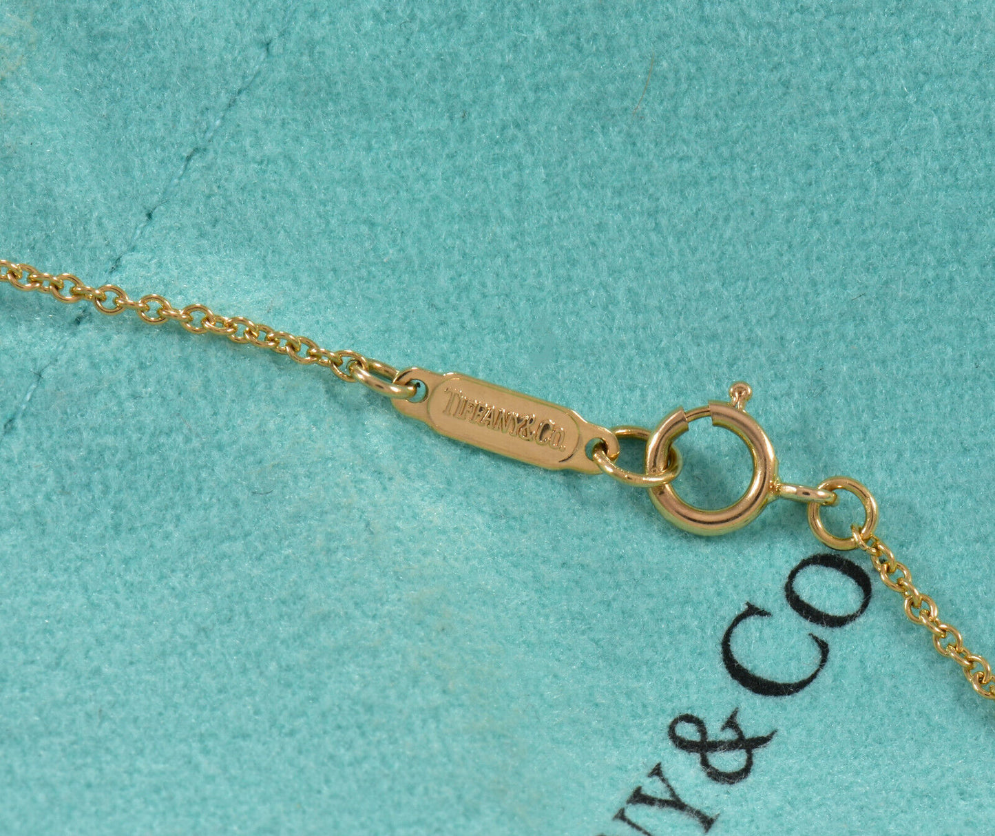 Vintage Tiffany & Co Diamond Signature Pearl 18K Yellow Gold Solitaire Necklace