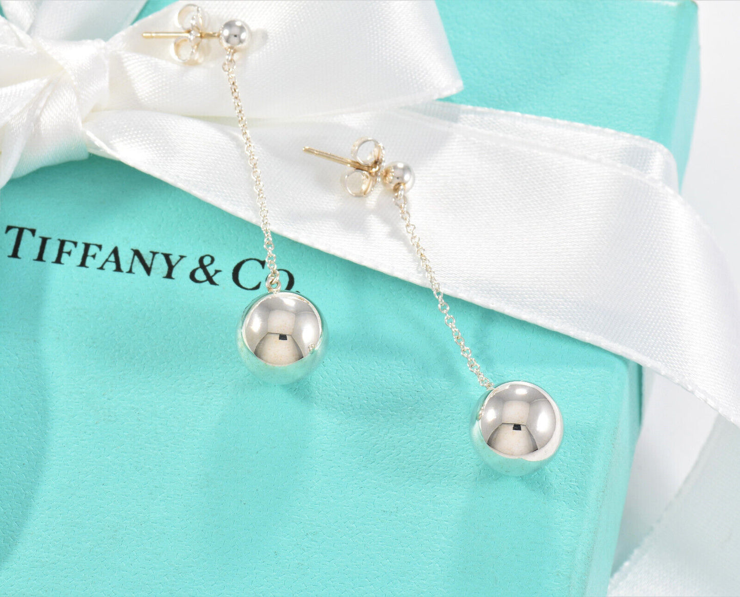 Tiffany & Co Silver 10mm Hardwear Bead Ball Drop Earrings in Box Pouch Dangle