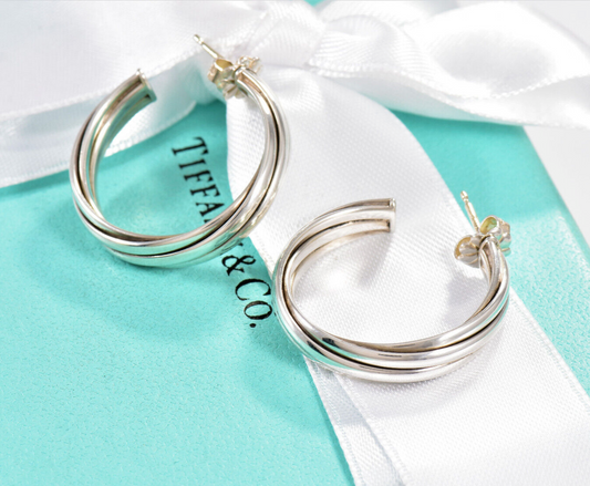 Tiffany & Co Silver Paloma Picasso 25mm Melody Hoop Earrings in Box Pouch Ribbon