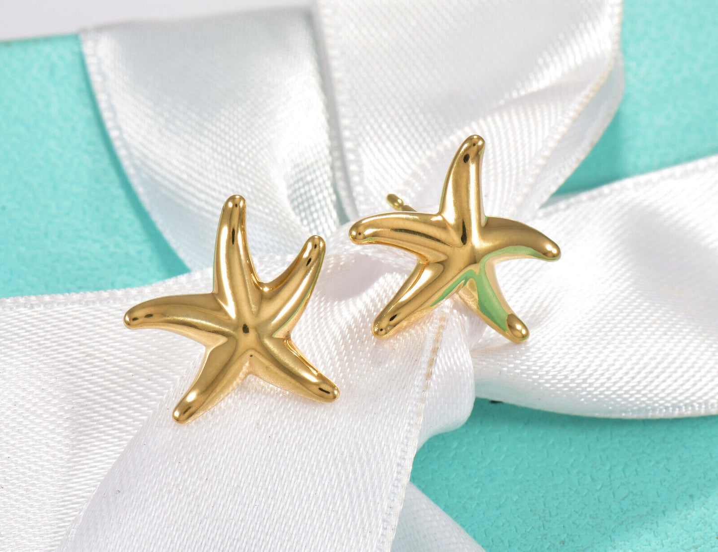 Tiffany & Co 18K Yellow Gold Elsa Peretti Starfish Earrings in Box Pouch Rare