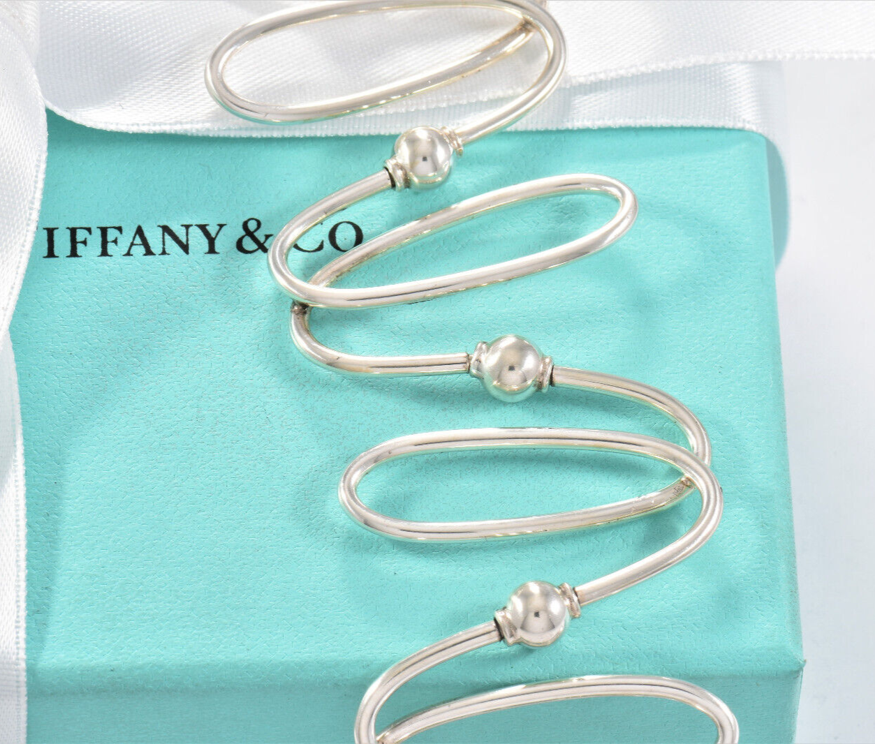 Tiffany & Co Silver Oval Loop Bead Bracelet 8" in Box Pouch Rare Vintage Twist