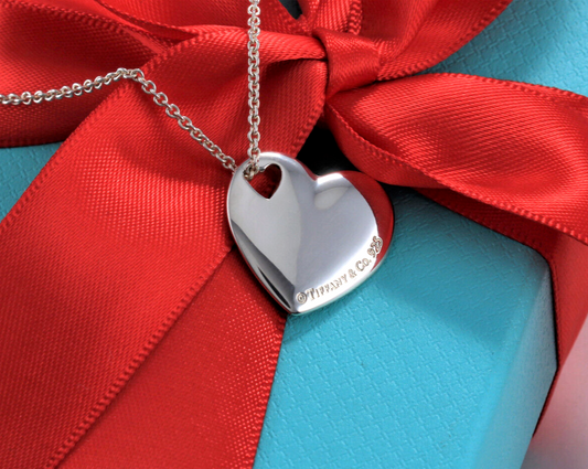 Tiffany & Co Silver Double Heart Cutout Pendant Necklace & Box Pouch Ribbon Puff