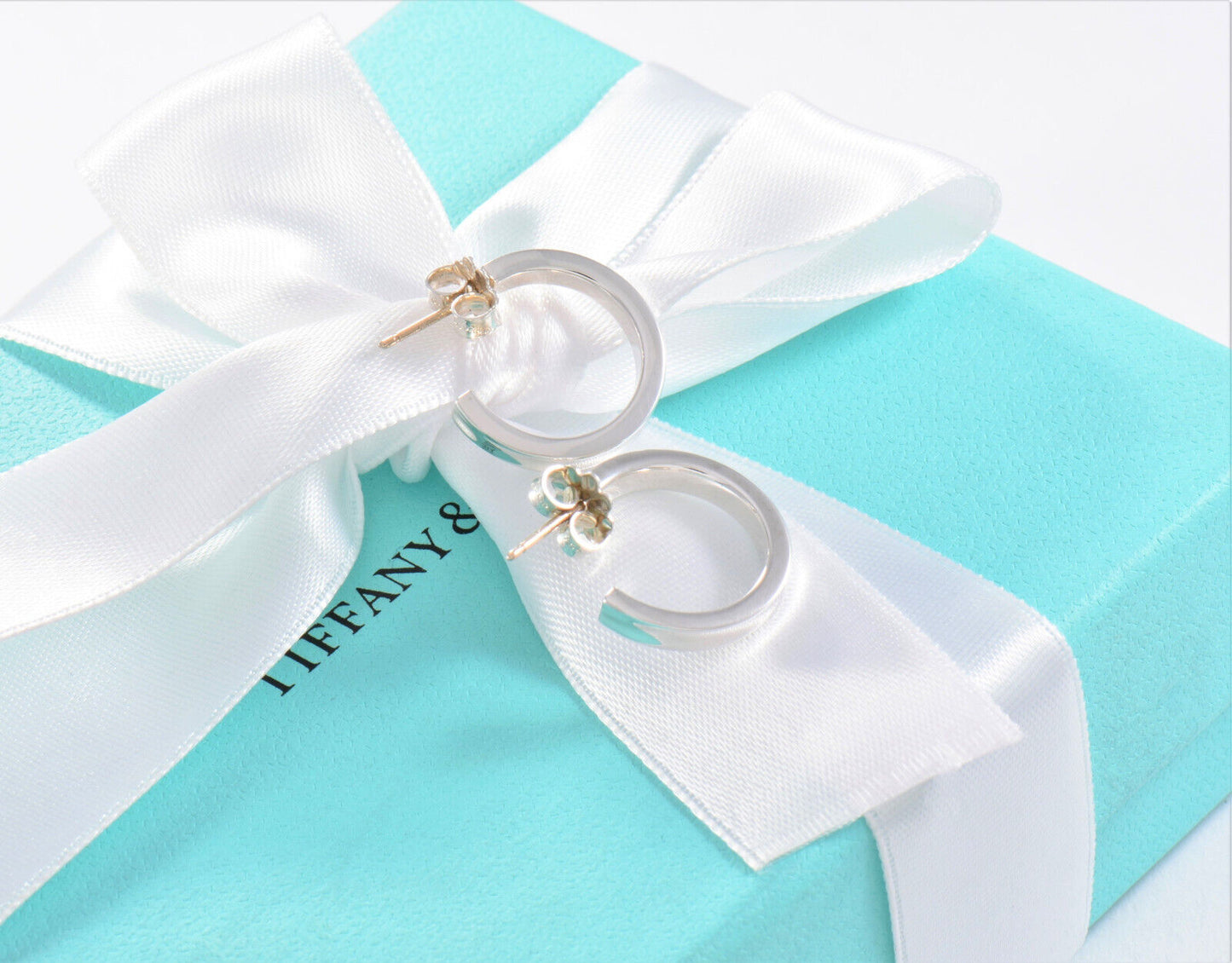 Tiffany & Co Sterling Silver Small 18mm 1837 Narrow Hoop Earrings Boxed 3mm Rare