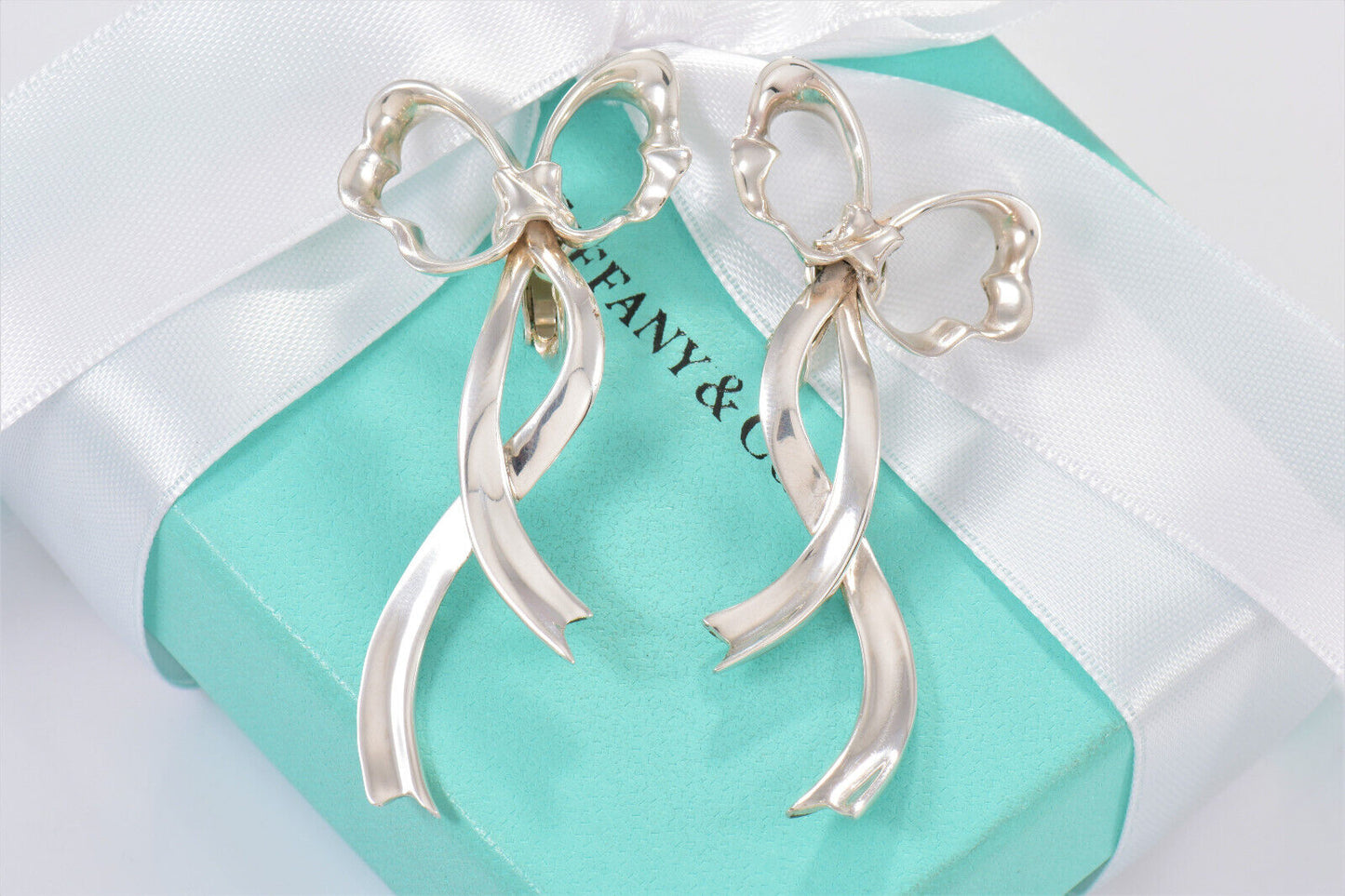 Vintage Tiffany & Co Silver Bow Ribbon 2.3" Large Drop Earrings in Pouch Clip On