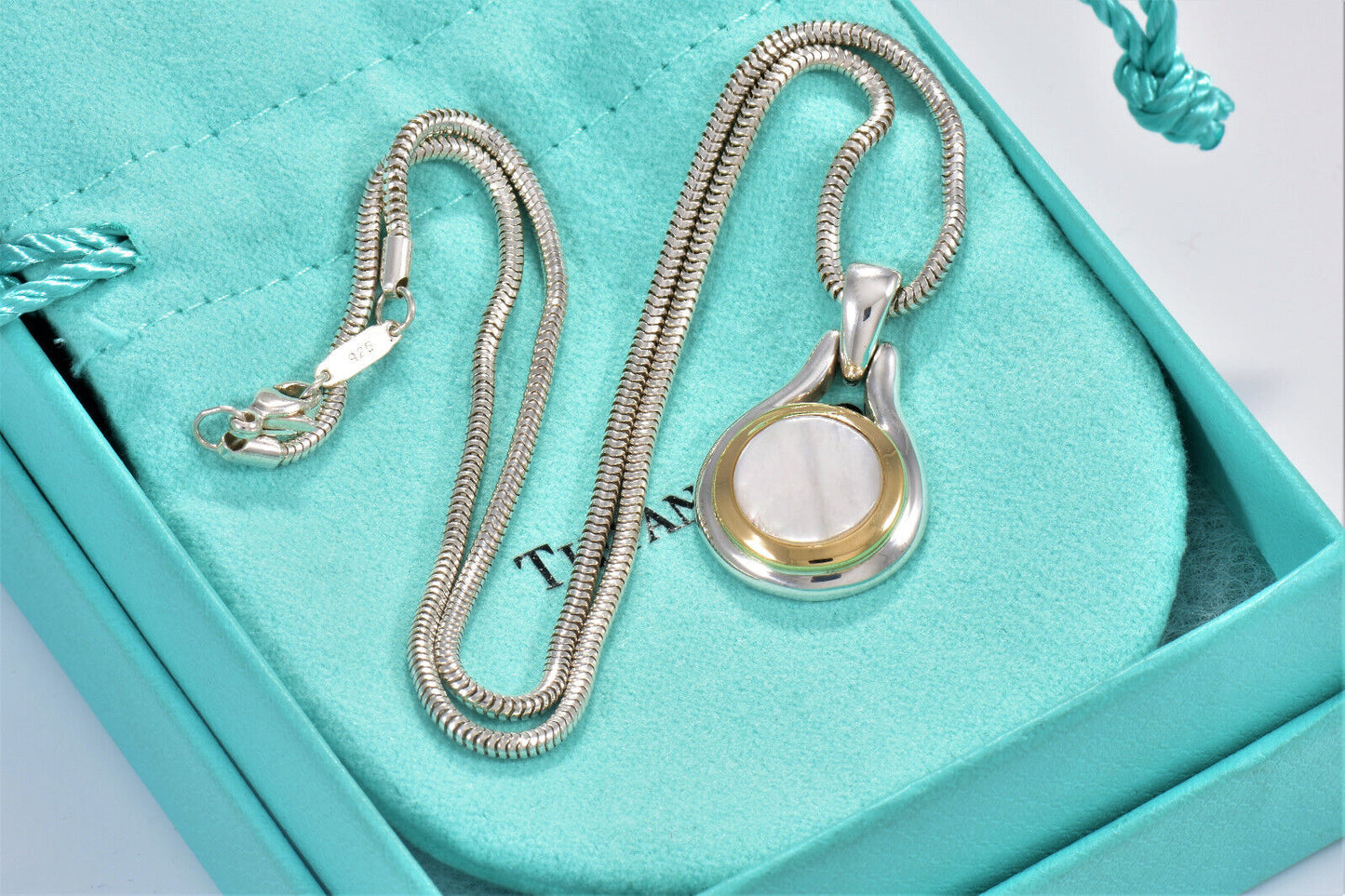 TTiffany & Co 18K Gold Silver Mother Pearl Pendant Snake Chain Necklace in Box