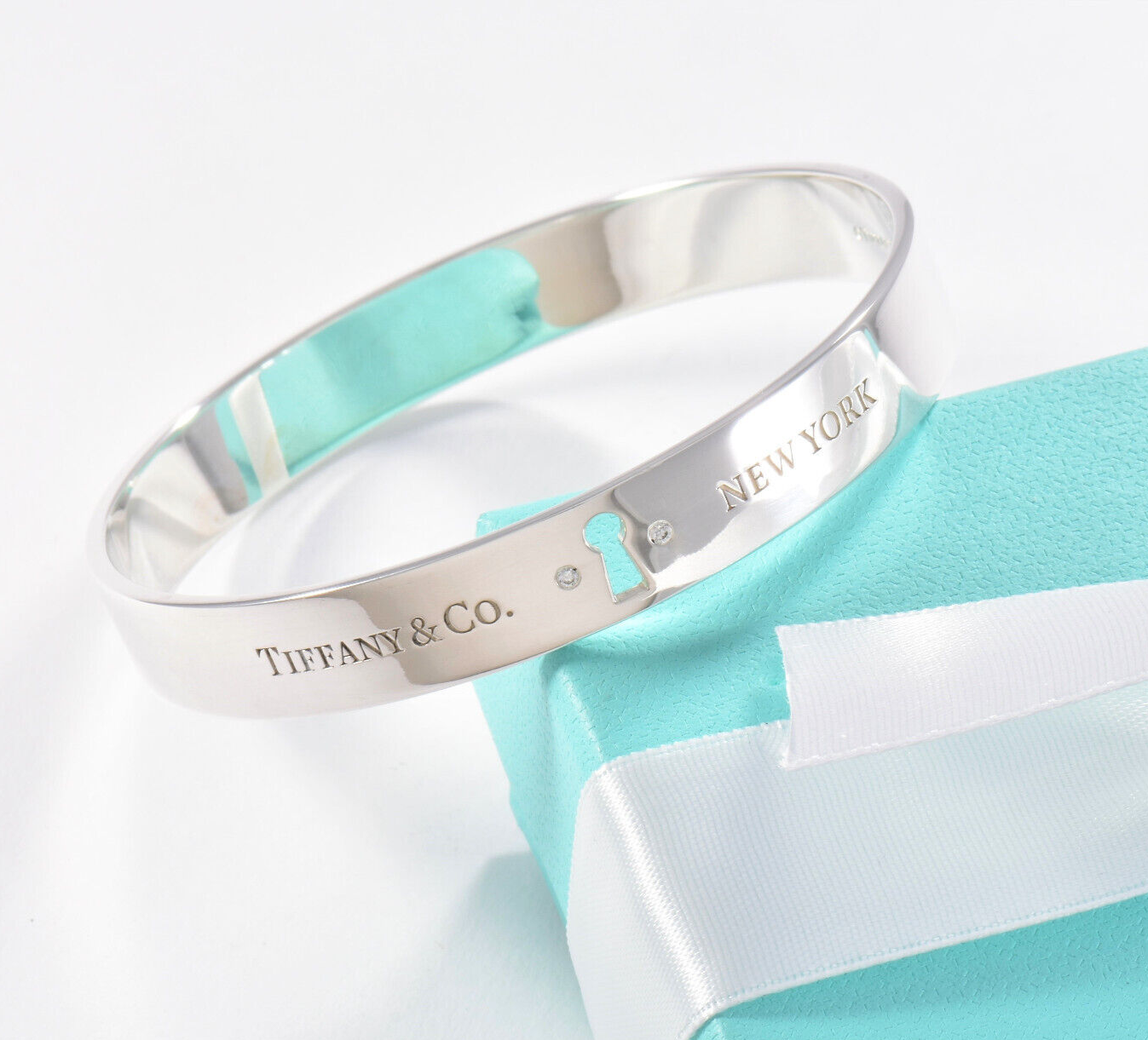 Tiffany & Co Diamond Silver Keyhole Lock Bangle Bracelet & Box Pouch Ribbon Rare