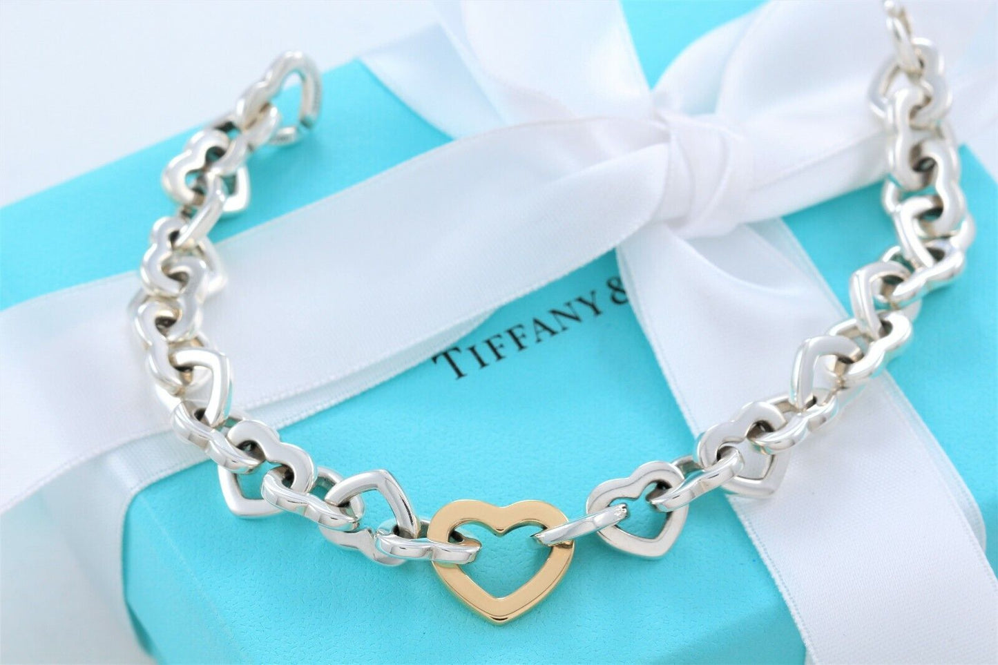 Vintage Tiffany & Co 18K Yellow Gold Silver Heart Link Chain Bracelet Pouch Rare