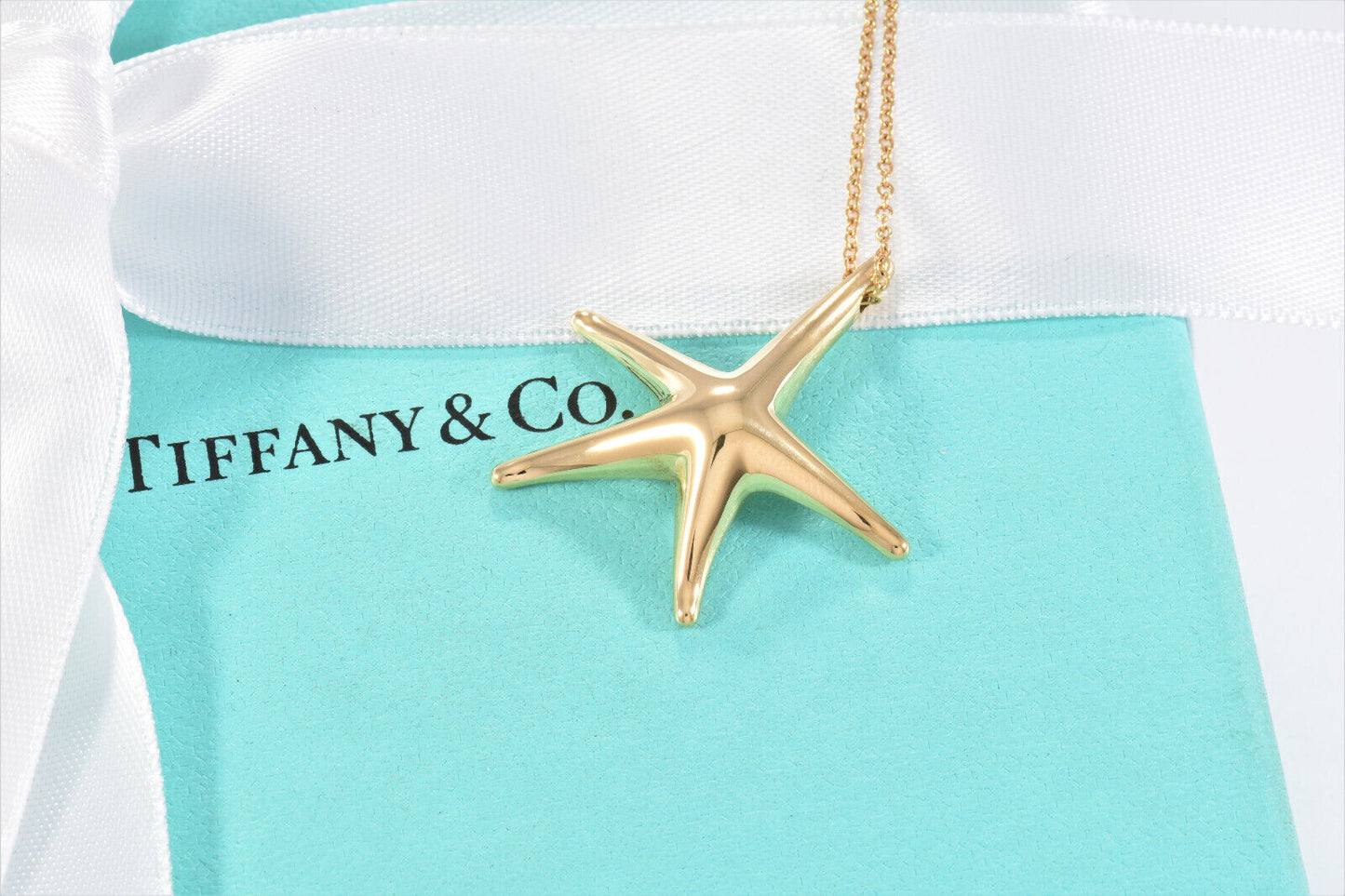 Tiffany & Co Elsa Peretti 18K Yellow Gold Large Starfish Pendant 16" Necklace