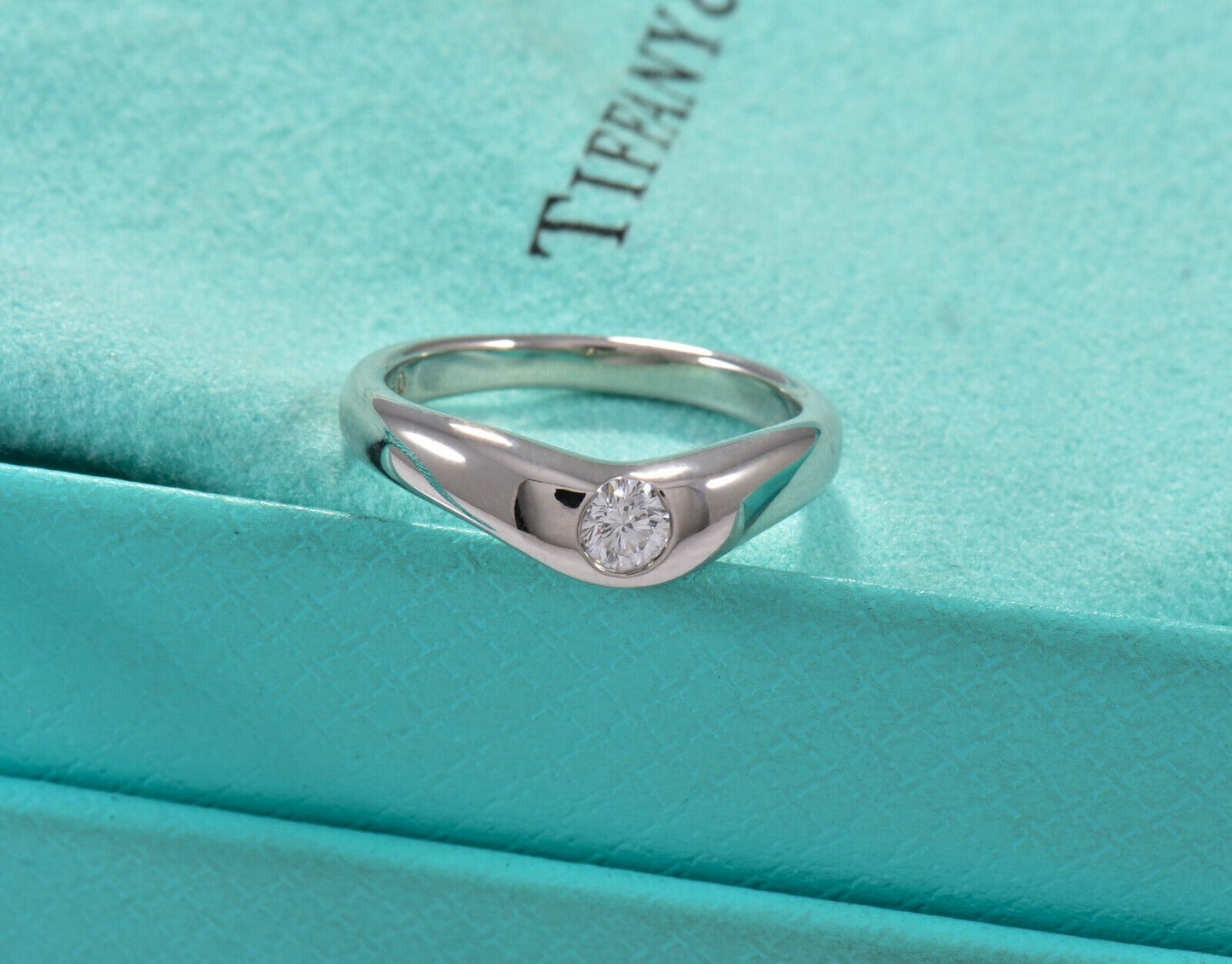 Size 5 Tiffany & Co Platinum 0.18ct Diamond Elsa Peretti Wide Curved Band Ring