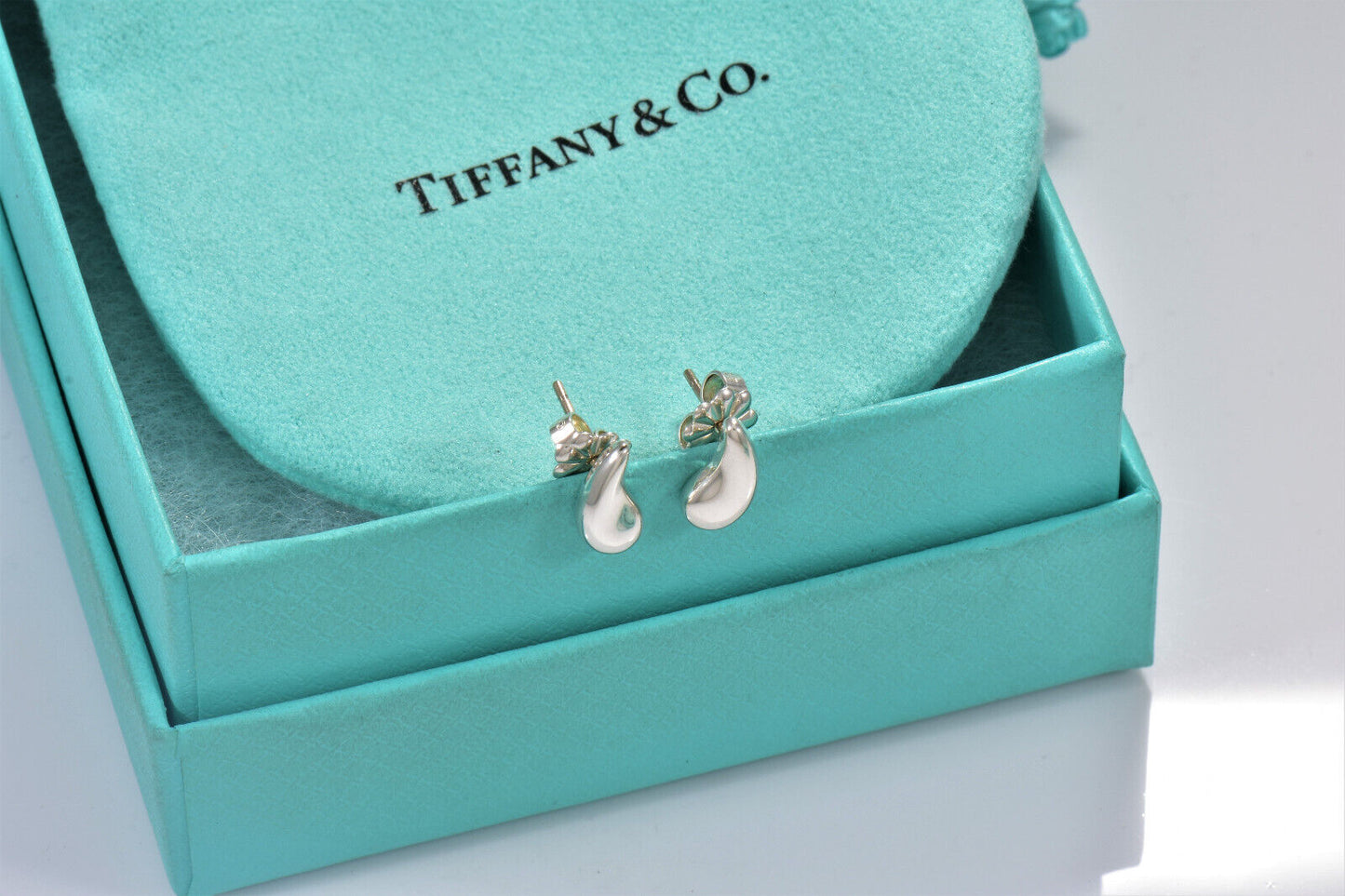 Tiffany & Co Silver Elsa Peretti 11mm Small Teardrop Stud Earrings in Pouch Rare