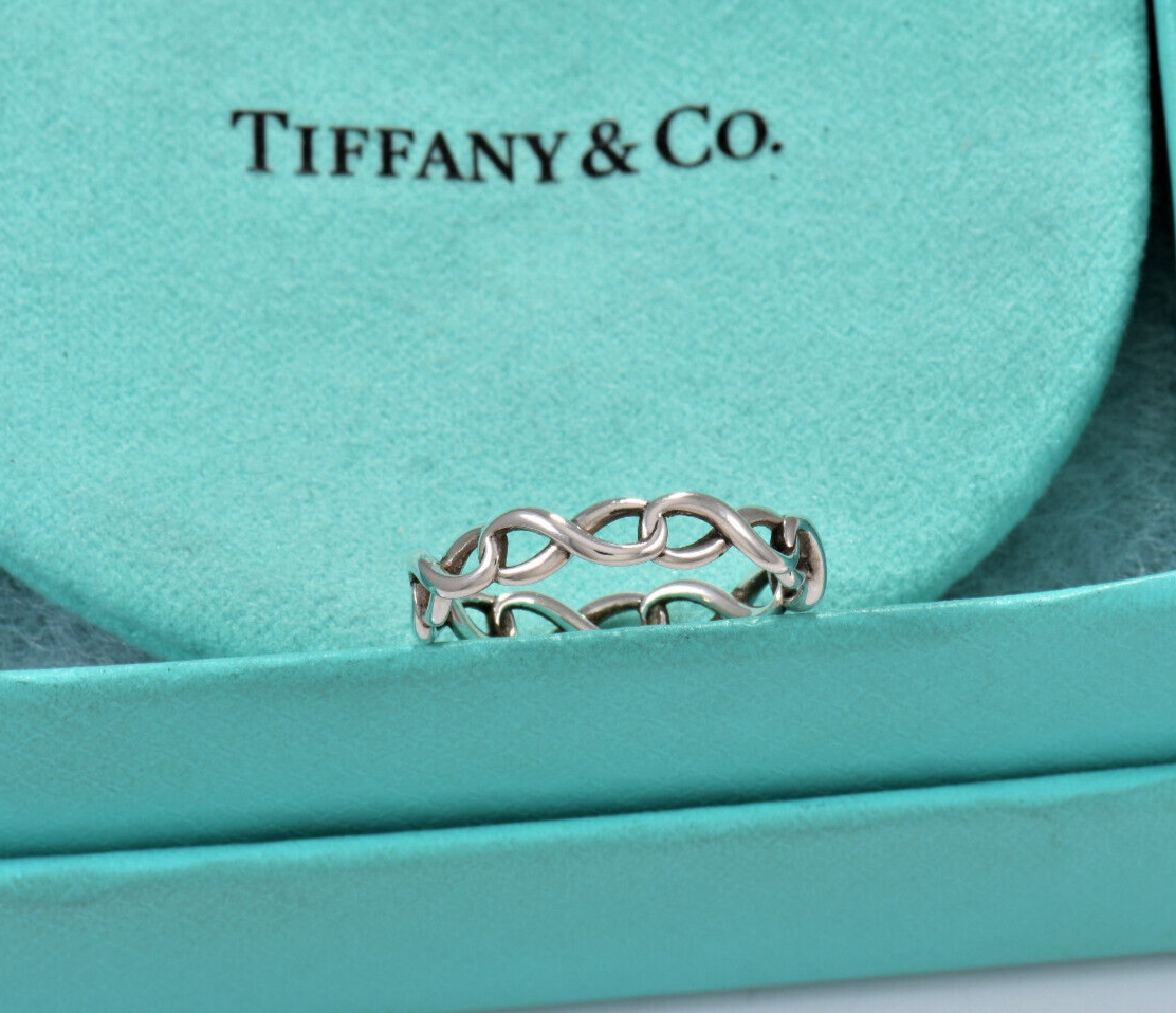 Tiffany & Co Silver Endless Infinity Narrow Band Ring Size 6 in Pouch Lovely