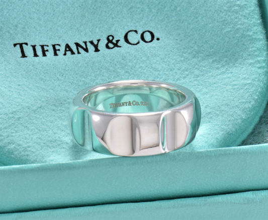 Tiffany & Co Diamond Silver Paloma Picasso Groove Ring Size 5.5 Band in Pouch