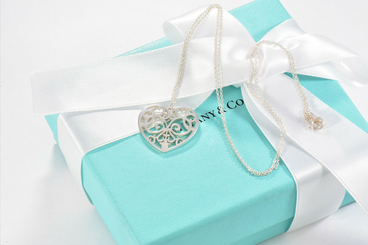 Tiffany & Co Silver Large Enchant Scroll Heart Pendant XL 20" Necklace & Pouch