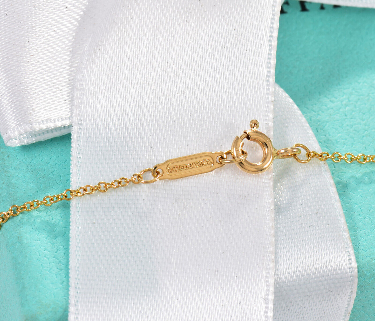 Tiffany & Co 18K Yellow Gold Heart Lock Keyhole Pendant 16" Necklace in Box Rare