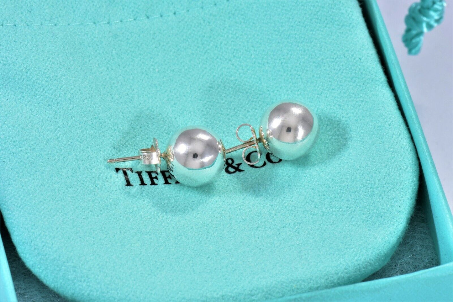 Tiffany & Co Sterling Silver 10mm Bead Ball Stud Earrings Box Pouch Limited Rare