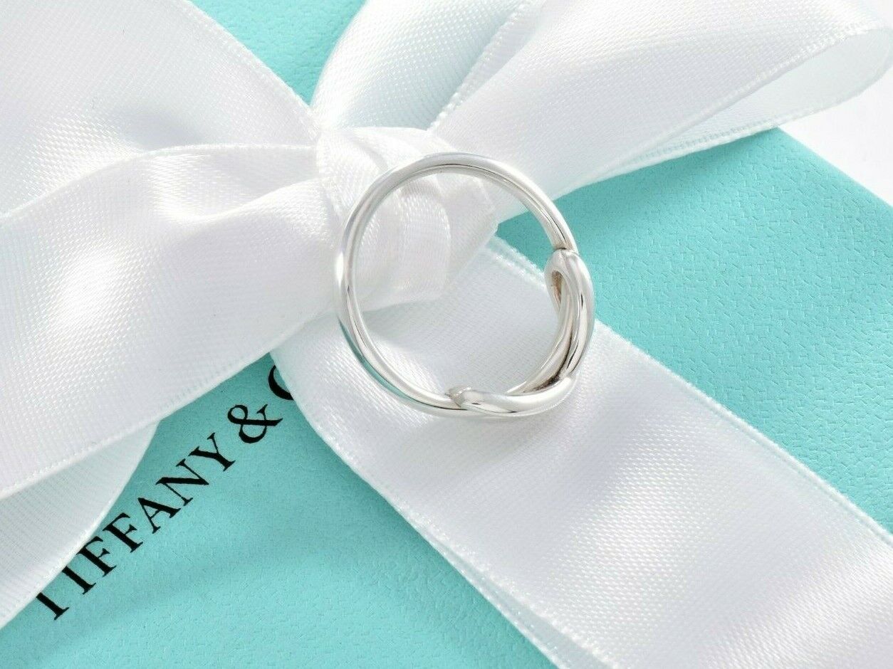 Tiffany & Co Sterling Silver Infinity Ring Size 6.5 & Pouch Narrow Knot Band