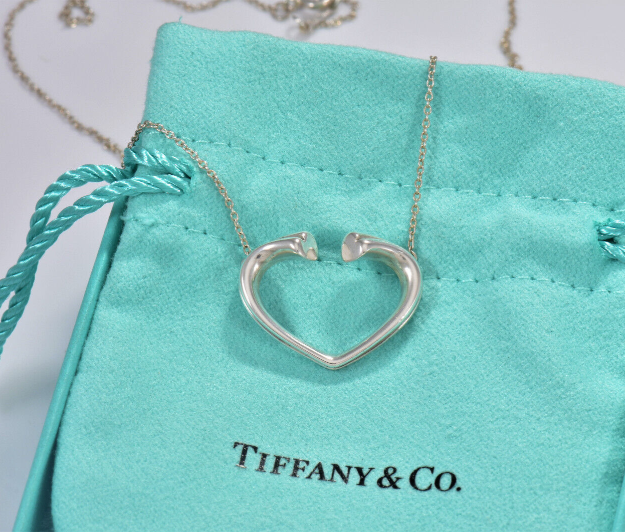 Tiffany & Co Silver Paloma Picasso Large Tenderness Heart Pendant Necklace Boxed